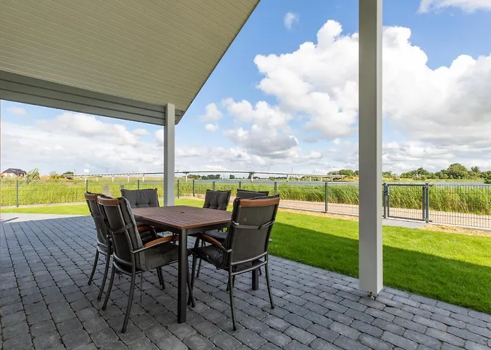 Ferienhaus Wangermeer - *